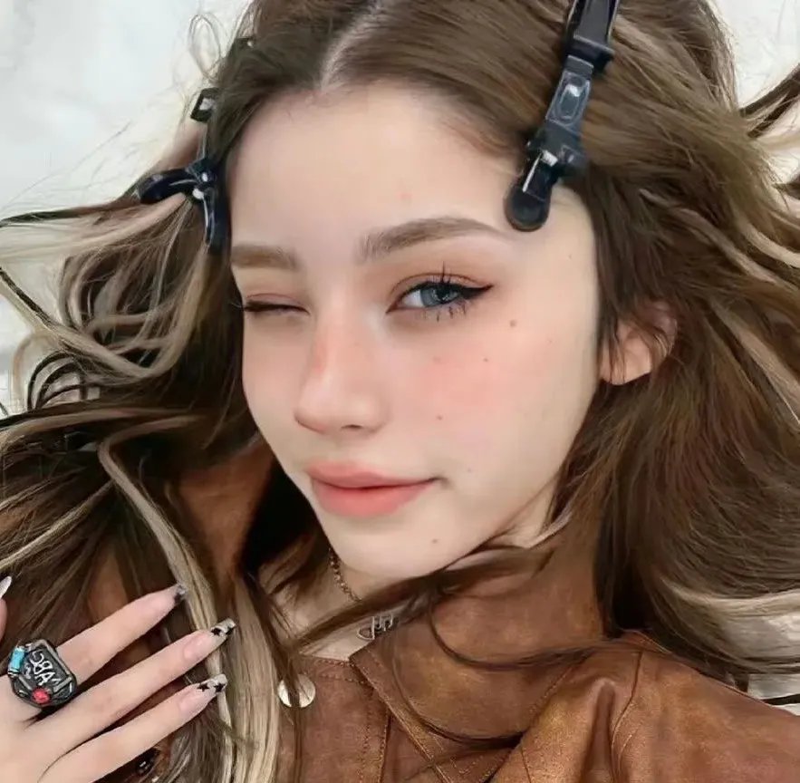 美女与怪物